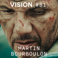 Le cinéaste Martin Bourboulon sur un plateau de tournage, illustrant sa grammaire de mise en scène