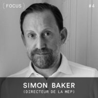 Portrait de Simon Baker, directeur de la Maison Européenne de la Photographie (MEP) à Paris