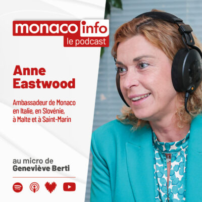 Portrait d'Anne Eastwood, invitée du podcast de Monaco Info