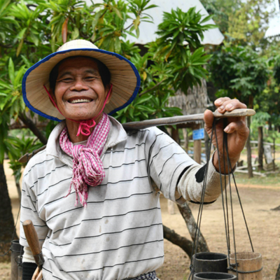 Portrait de Davong, guide cambodgien et invité du podcast Regard'Ailleurs