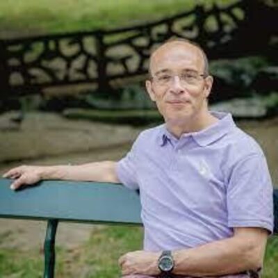 Portrait de Gilles Vernet, ancien trader devenu professeur des écoles