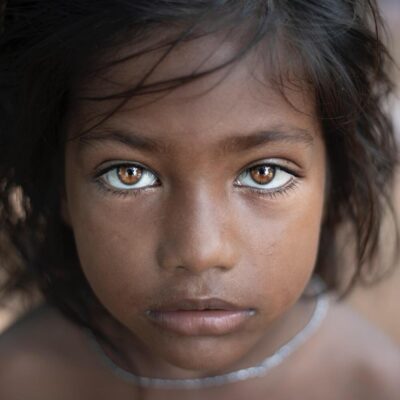 Portrait de Manon et Marie, les deux volontaires interviewées dans cet épisode de Regard'Ailleurs sur leur mission au Laos.