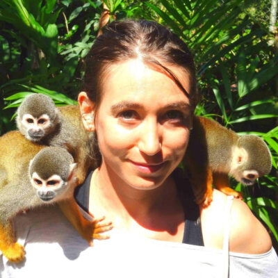 Portrait de Mathilde, qui raconte son changement de vie pour Auroville dans le podcast Regard'Ailleurs