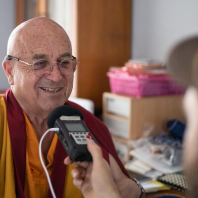 Portrait de Matthieu Ricard, moine bouddhiste et photographe
