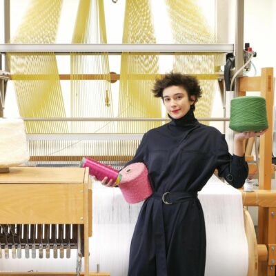 Mona Cara, artiste textile, en résidence à la Villa Panthéon (Paris 5e)