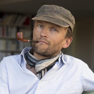 Portrait de l'écrivain voyageur Sylvain Tesson, invité du podcast Regard'Ailleurs