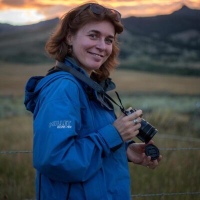 Sylvie Brieu, grand reporter et autrice, invitée du podcast Regard'Ailleurs pour parler des peuples racines.