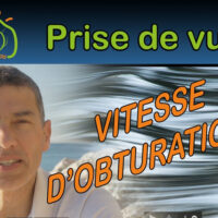 Illustration du concept de vitesse d'obturation en photographie, expliquée dans le podcast.