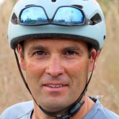 Portrait de Yannick Billard, invité du podcast Regard'Ailleurs pour son livre Dans la Roue du Petit Prince